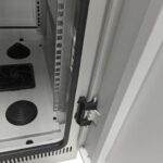 Szafa stojąca RACK 19 cali 42U 800x1000mm IP55 czarna